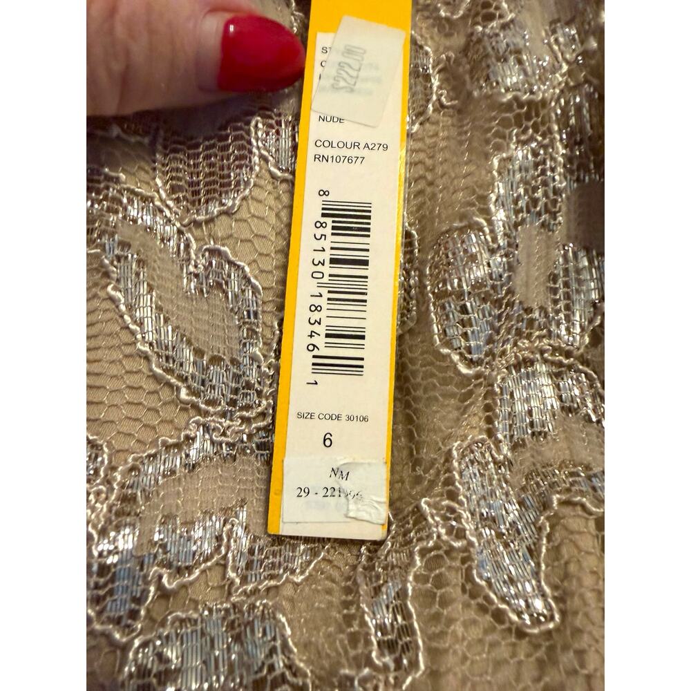 NWT Alice + Olivia Champagne Lace Cocktail Dress - Size 6 - Picture 8 of 16